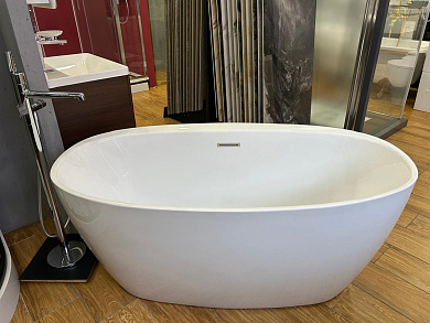 ВАННА АКРИЛОВАЯ ОТДЕЛЬНОСТОЯЩАЯ BELBAGNO BB404